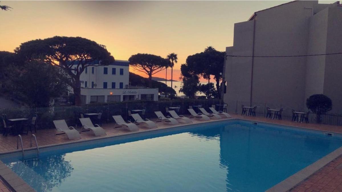 Hotel Madame Mere Saint-Florent  Exterior foto